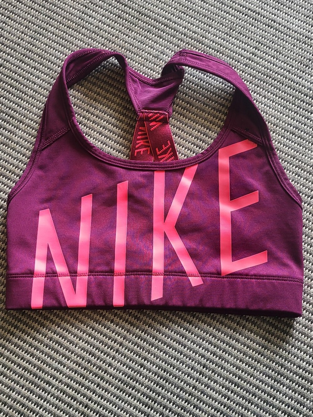 Nike Dri-FIT Maroon & Pink Graphic Racerback Sports Bra Size XS